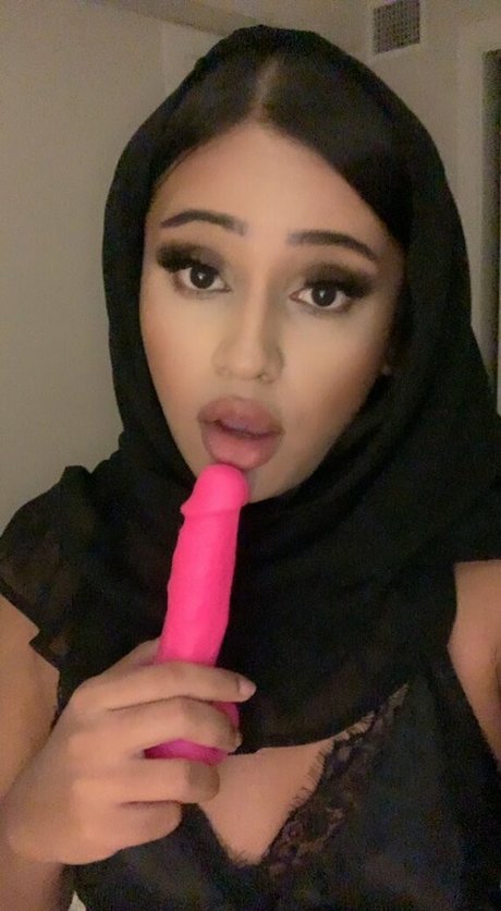 noisynadiaa porn model galleries