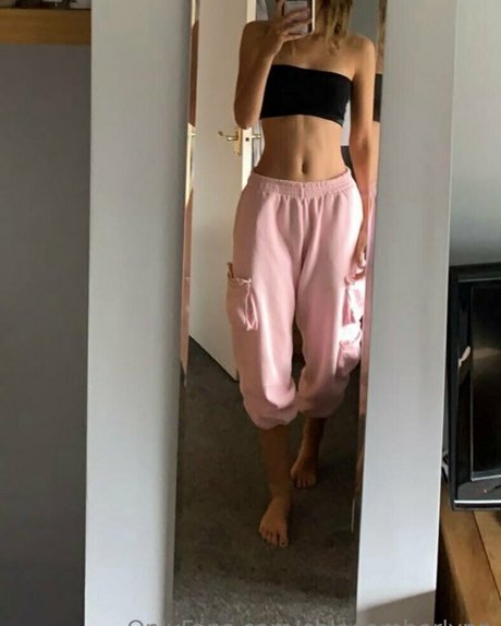 chloeamberlynn erotic model pictures