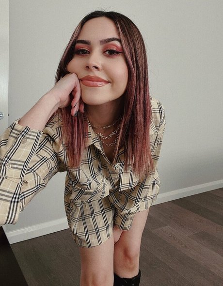 Mikaila Delgado pornstar nice gallery