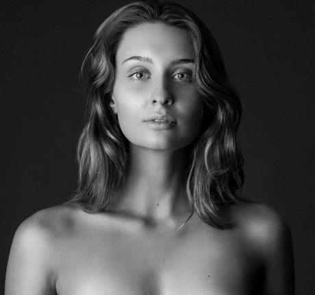 Emma Amelia naked pornstar galleries