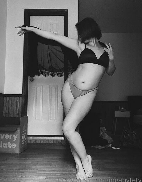 gingabytetv pornstar nude pic