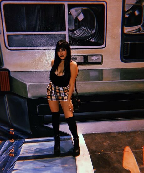 Kami sama free model gallery