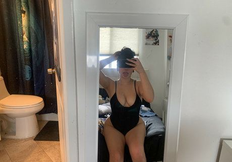 Kami sama nude model img