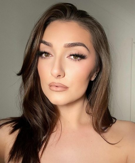 Sammie Warren hd star img