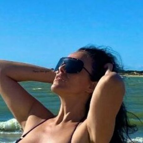 Castiza Vixens porn model images