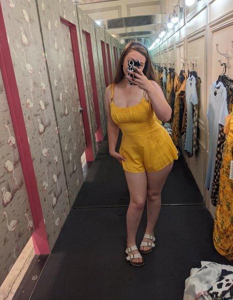 Eightbitbailey porn model pic