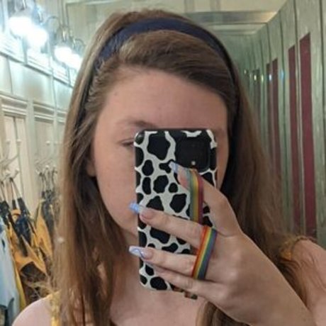 Eightbitbailey xxx model photo