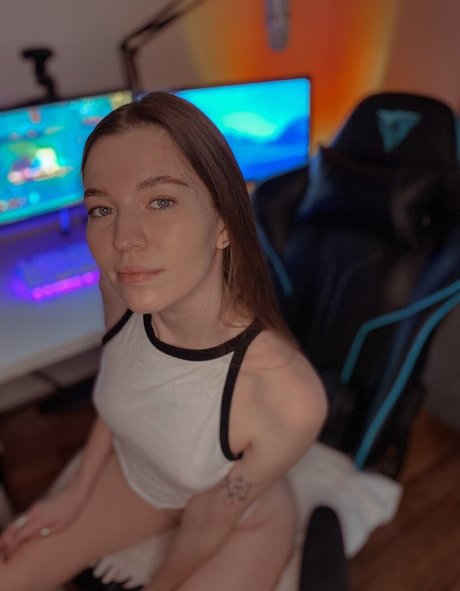 lily mint nude pornstar galleries