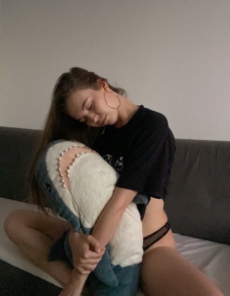 lily mint art pornstar pictures