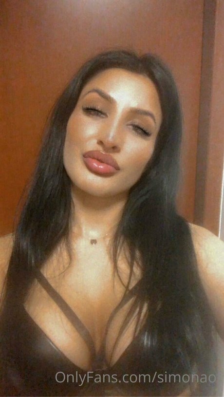 simonaof profile pic