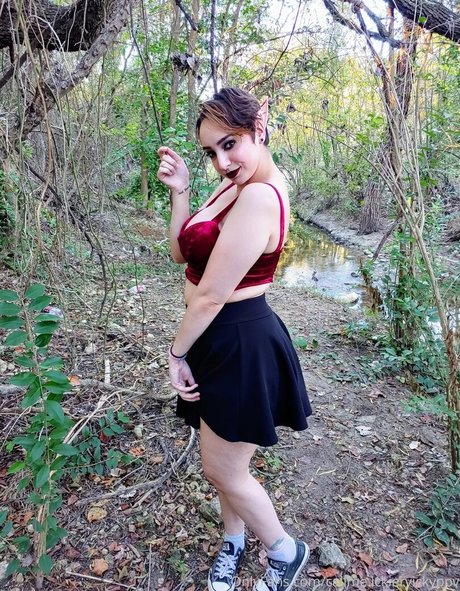 callme ickiervickyfree perfect actress img