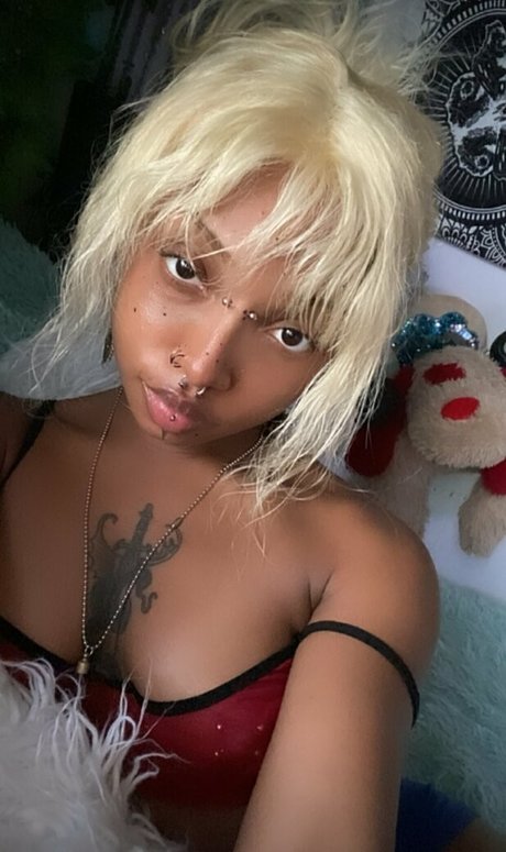 Crazyaniya model sexy images