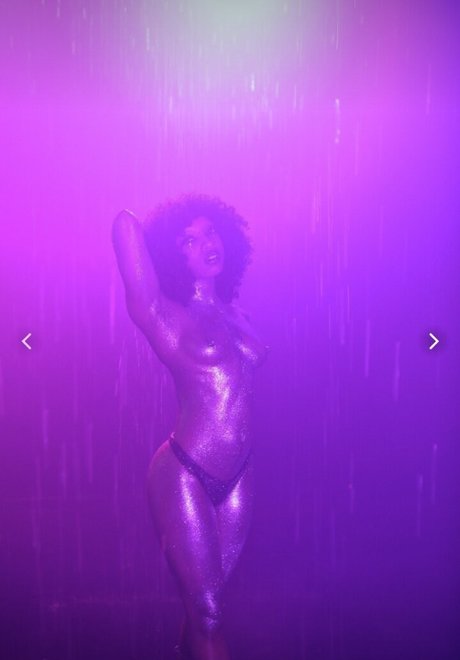 Crazyaniya star naked image