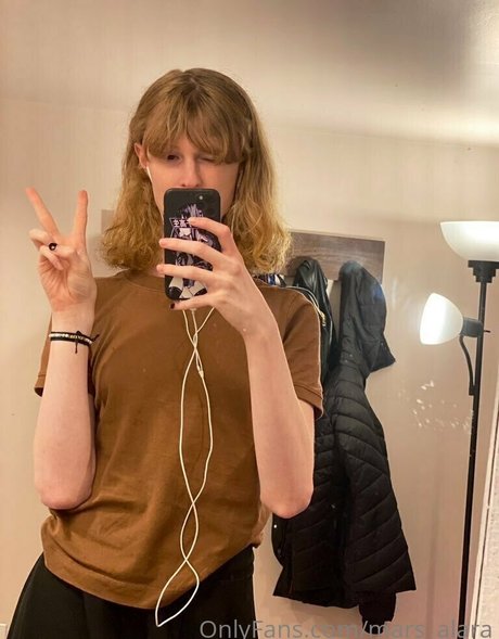 mars alara model art archive