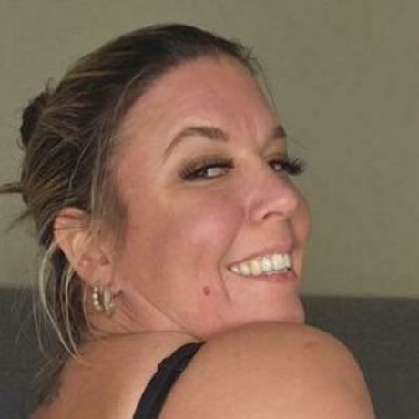 Maisie Lewis thumbnail