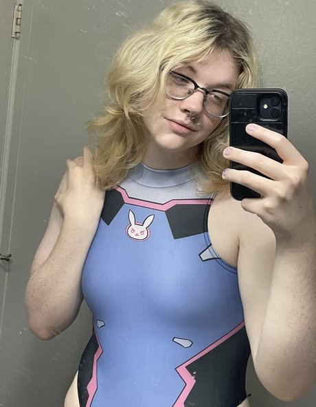 Timesdawning erotic star picture