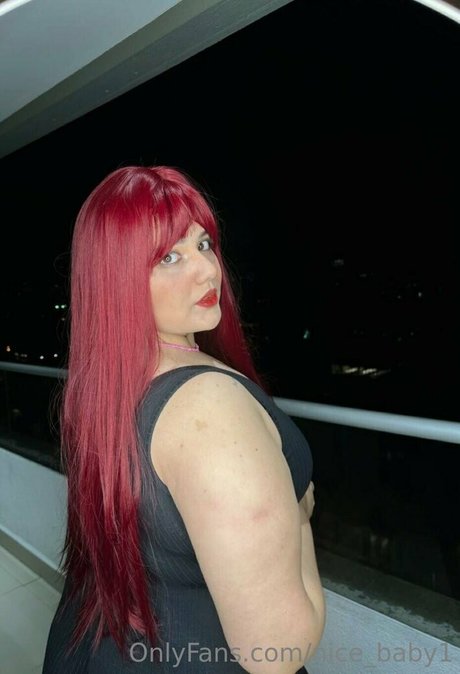 nice baby1 star naked photos