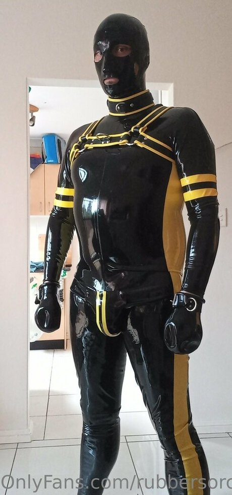 rubbersorcerer model sex archive