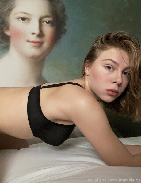 behind onlyfans pornographic images