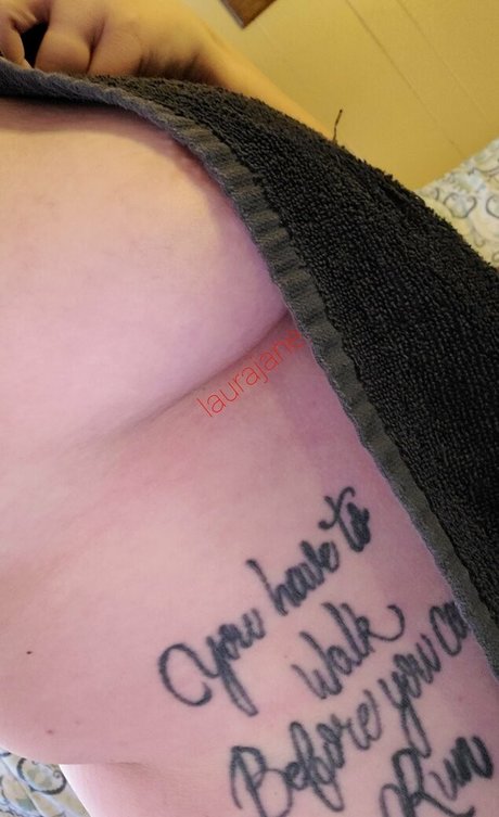 laurajaneuncensored pornstar adult photo