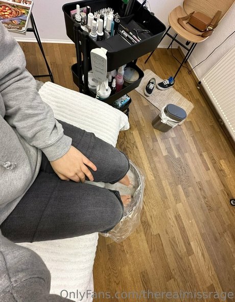 therealmissrage thumbnail