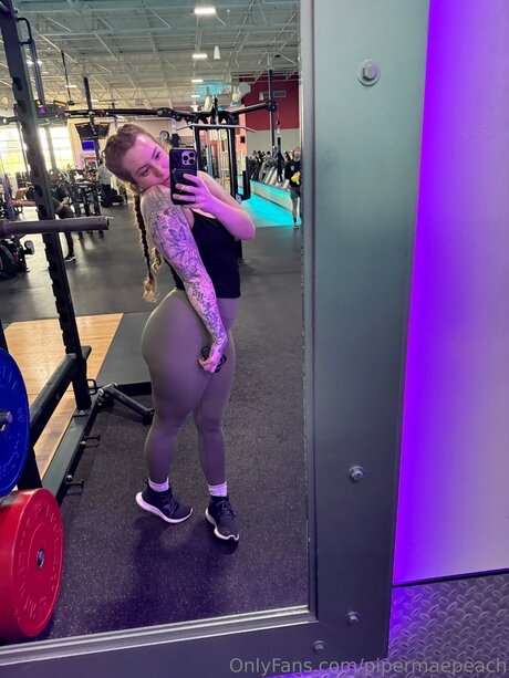 PiperMaePeach free actress pics