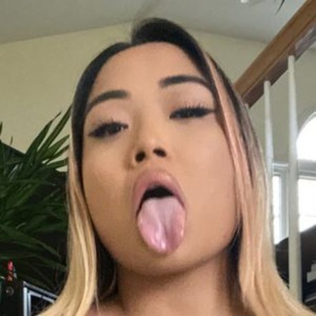 Sukisucchouse free actress gallery