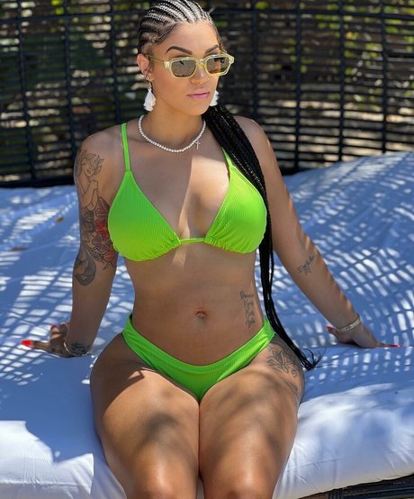 Biannca Prince hd pornstar pics