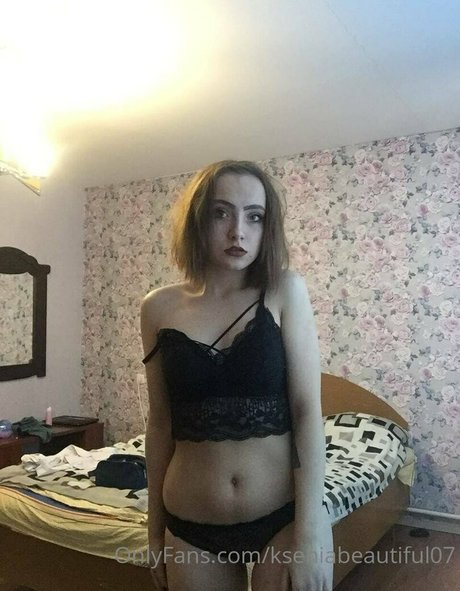 kseniabeautiful07 porn model image