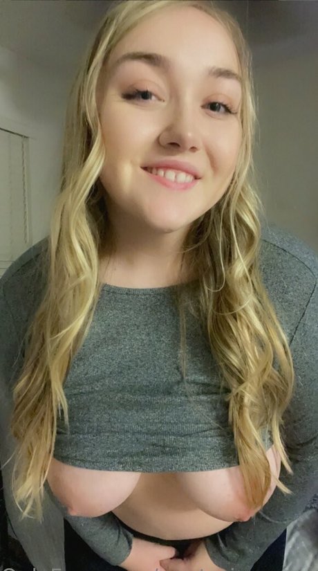 poutprincessxx perfect model pic