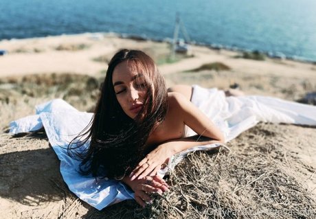 anyalove2 pornstar pic