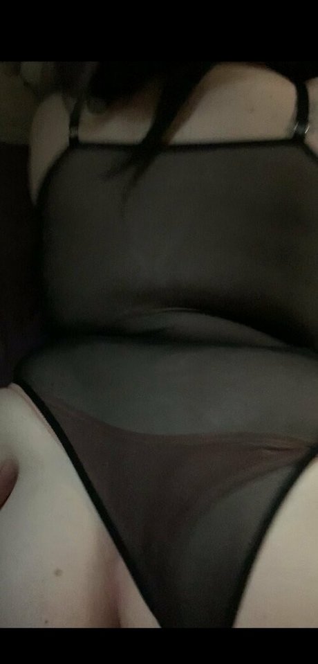 hazeybliss adult model image