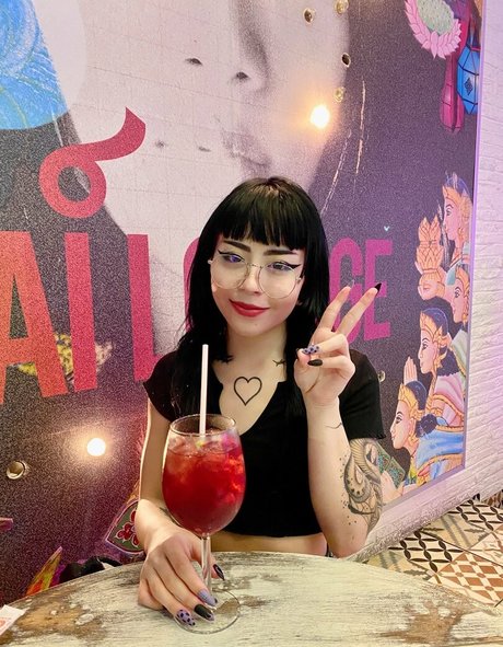 bdsmroxymistress pornstar beautiful image