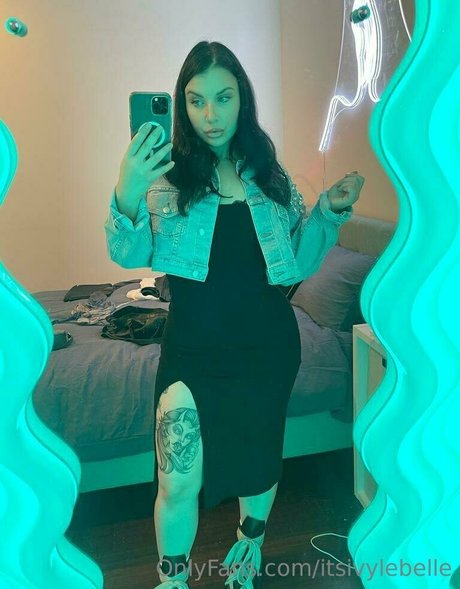 muschi nass onlyfans kunst nackte galerien