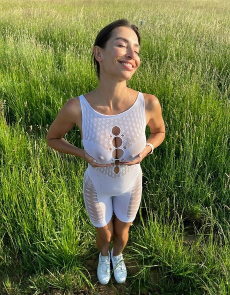 asiatischer squirt onlyfans kostenlose akt fotos