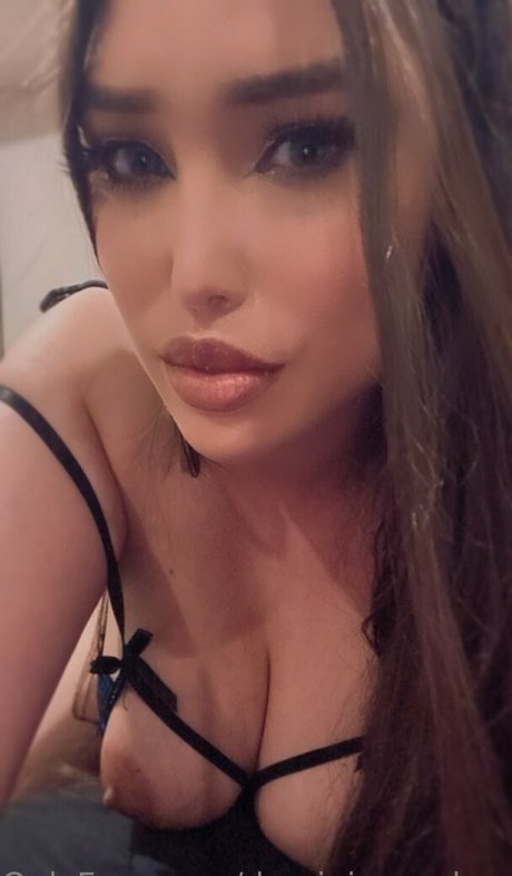 Dominique Skye schauspielerin kostenlose archiv