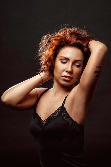 Rina Art Nude sexy beste fotos