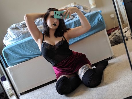 getrimmte onlyfans kostenlose akt bild