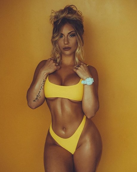 schwarze dessous onlyfans freie perfekte bild