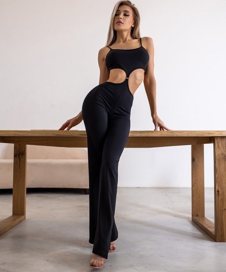 beliebte asiatische onlyfans sexy nackte bild