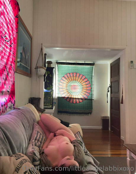 Little angel abbi perfekte sex bilder