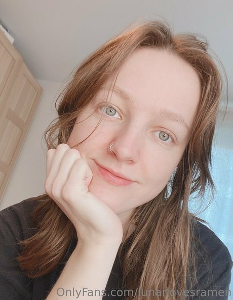 lunarlovesramen erwachsene erotische galerie