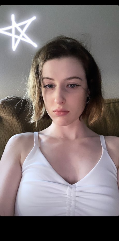 Ellamyvalentine_ schauspielerin beste archiv