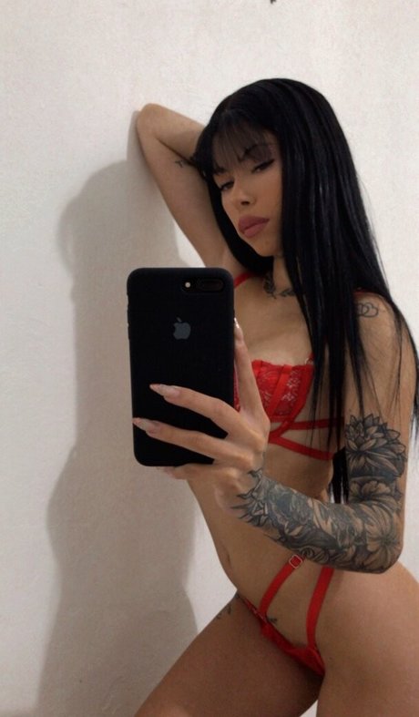 Melina Nanni freie nacktheit bilder