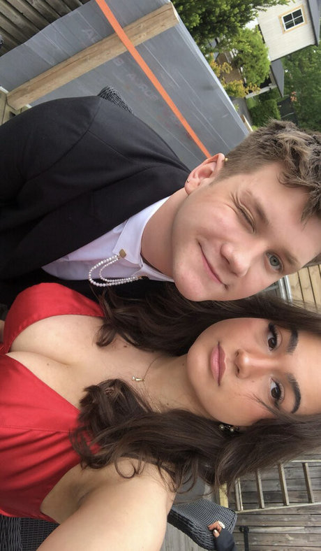 milf handjob onlyfans sexy pornografische foto