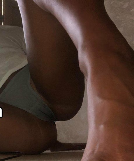 herrin onlyfans nacktheit perfekte foto