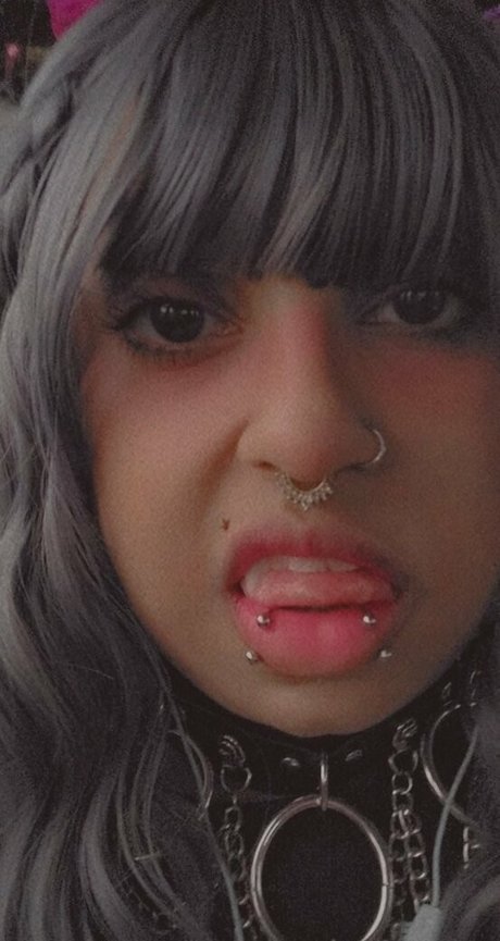 kleiner schwanz shemale onlyfans freie nackt bilder