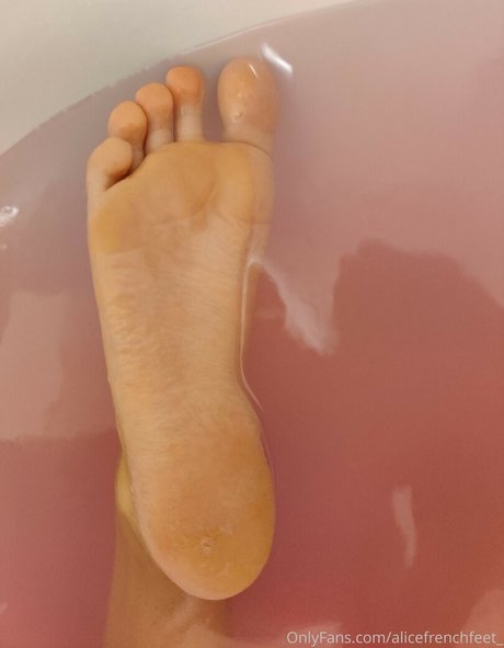 arabische kurvige onlyfans kunst hübsche fotos