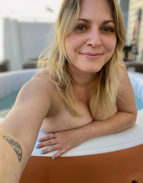 schwangere onlyfans nackt schöne bilder