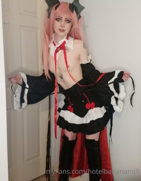 zierliche brünette nur fans perfekte nackte fotos